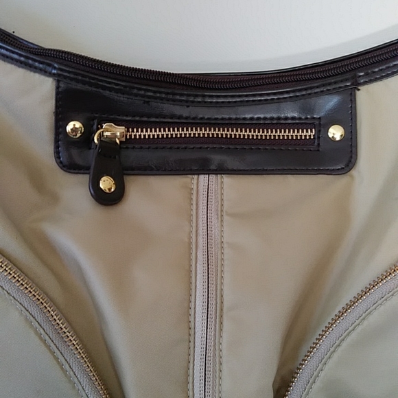 Skip Hop Versa Expandable Diaper Bag Khaki Brown - Picture 5 of 16